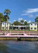 Primary image Flamingo Room on the Cotee River