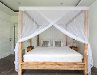 Others 2 Stunning 4 Bedrooms Private Pool Villa Near Seminyak Beach With Bunkbeds