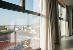 Lainnya 2 Sky-High Central Penthouse - 01