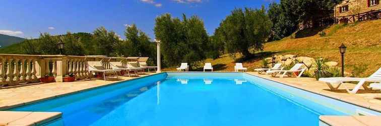 Lainnya Villa Resort in Tuscany