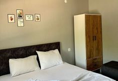 Others 2 Coconut Apart