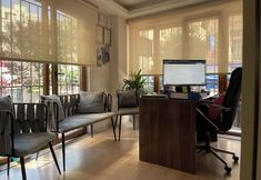 Khác 2 Elegance Suites