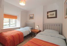 Others 5 Holly Cottage