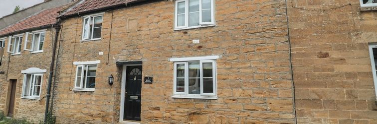 Others Holly Cottage