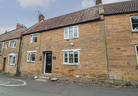 Others Holly Cottage