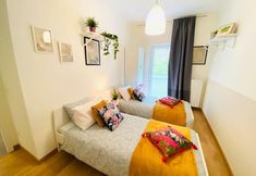 其他 5 3 bedrooms in Center w Terrace&Parking