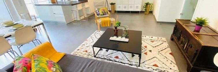 其他 3 bedrooms in Center w Terrace&Parking