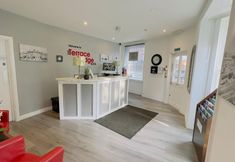 Others 6 Terrace Lodge