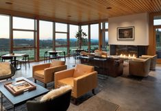 其他 4 Inn the Ground