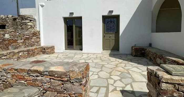 Others Ligaria Stone Maisonette Gem in Folegandros Heart