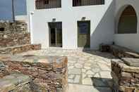 Others Ligaria Stone Maisonette Gem in Folegandros Heart