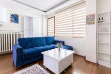 Others Convenient Flat 15 min to Bagdat Avenue