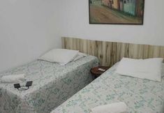 Others 6 Ap 05 atrás da passarela do caranguejo