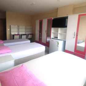 Room 1 BAKIRKOY LADIES DORMITORY, Bakirkoy Hotels