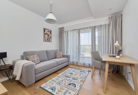 Others Walońska 16 by Renters Prestige