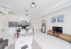 Others 5 Cozy Flat w Garden 5 min to Beach in Antalya