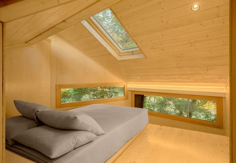 Others Aoos river Treehouse