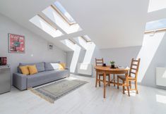 기타 7 Studio Mostowa Krakow by Renters