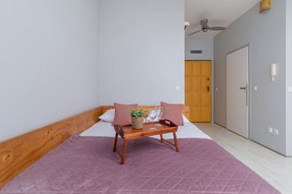 기타 4 Studio Mostowa Krakow by Renters