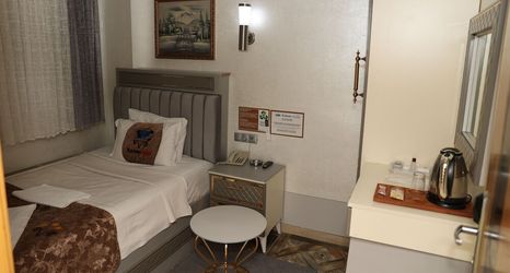 Others 2 Hotel Kurban