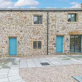 Primary image 1 No 2 The Coach House, Hotel Bolton Abbey