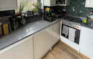 อื่นๆ 6 Snug 1BD Flat With Balcony - Stoke Newington