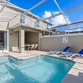 Primary image1冠軍門度假村四臥三浴四臥聯排別墅,Calabay Palms Villa飯店