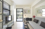 Others 6 Milanou Glyfada G4 Corner