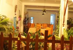 อื่นๆ 6 Royal Hub