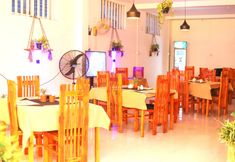 อื่นๆ 5 Royal Hub