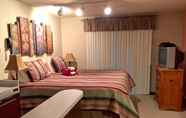 Others 2 Snowline Lodge Condo 46 - Great for Skiers and Hikers on a Budget Now has Wifi