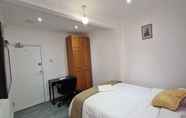 Others 7 Captivating 2-bed Apartment in Ilford