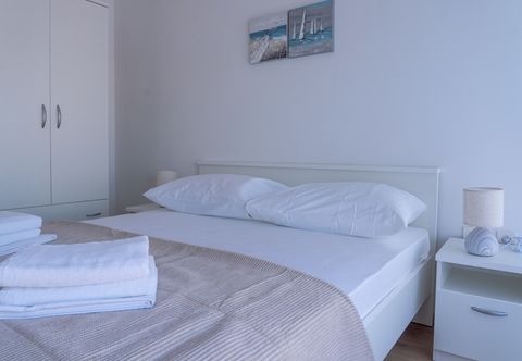 Lainnya Spacious apt few min Walk to old Town and Beach