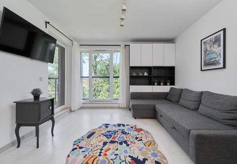 Others Apartment Dmowskiego by Renters