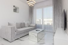 Others Elegant Apartment Warsaw by Renters