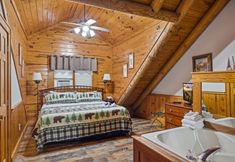 Lain-lain 3 Golf View 2 Bedroom Cabin by RedAwning