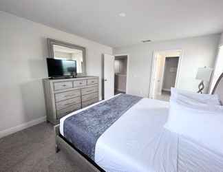 อื่นๆ 2 Balmoral Resort-211mcv 6 Bedroom Home by Redawning