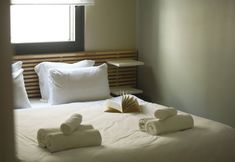 Others 4 White Blossom 1BR Apt Near Dizengoff CTR