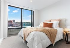 其他 4 Superb City Fringe Penthouse