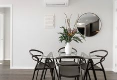 其他 7 Superb City Fringe Penthouse