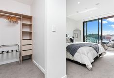 其他 3 Superb City Fringe Penthouse