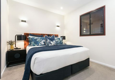 Lain-lain Golden Viaduct Retreat