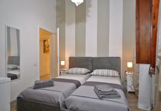 기타 7 Casina Di Giada