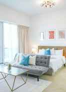 Imej utama Yogi - Serene Romance in a Stylish Studio with City Views