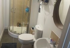 Others 7 Apartment Sleeps 4 With Free Parking