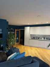 Others 4 Sleek 1BD Flat W/private Balcony - Denmark Hill!