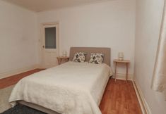 Lainnya 2 382 on the Bay