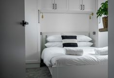 อื่นๆ 2 Goodstay Lodges by Urban Space