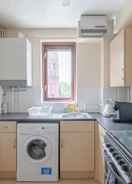 Private kitchen Bright & Calming 1BD Flat - Islington