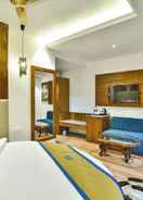 Room Ark Holiday Inn By DLS Hotels